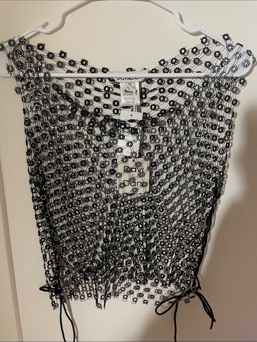 DAVI & DANI (Buckle) Black Beaded (Sparkles) Openwork Cropped Tank